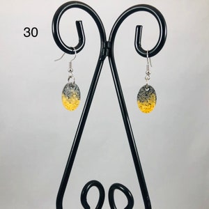 Handmade Resin Earrings Lightweight Drop Earrings Dangle Black/Gold Sm Oval