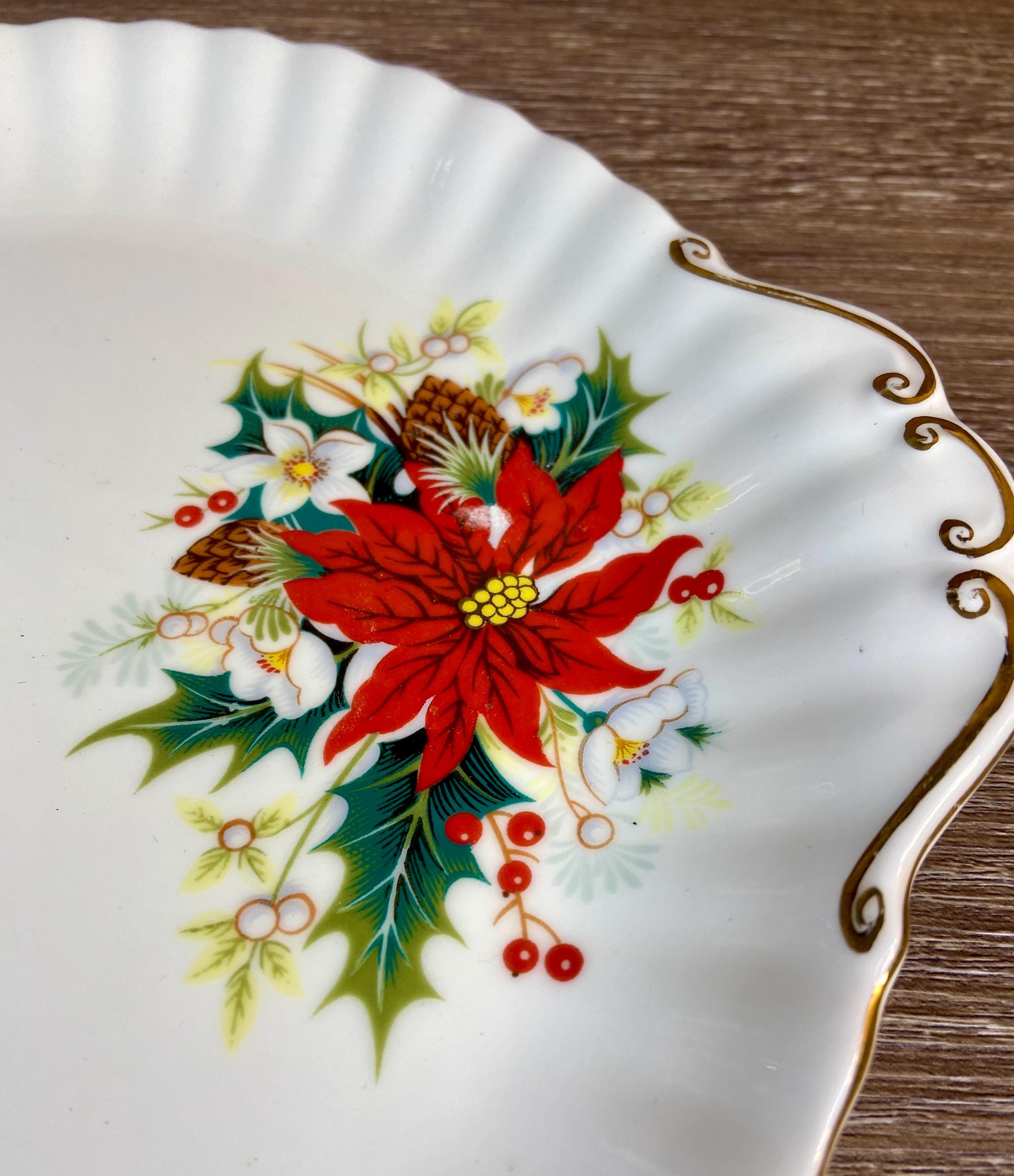 英国製　希少　ロイヤルアルバート　ポインセチア プレート＆マグ　2点セット Royal albert, poinsettia - Etsy 日本