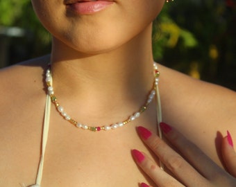 Dainty Gold Pearl Beaded Necklace Colorful Jewelry for Her Bead Golden Choker Everyday Layering Necklace Pearl Necklace Bead Necklace