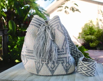 Original große Strass Wayuu Tasche, Häkeltasche, kolumbianische graue Umhängetasche, gewebte Häkelarbeit-Geldbeutel für Frauen
