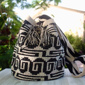 Original Large Rhinestone Wayuu Bag Crochet Bag Colombian Black Crossbody Bag Woven Crochet Purse for Women Authentic Wayuu Mochila Bag