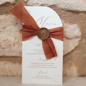Menu de mariage  avec ruban et cachet de cire personnalisé