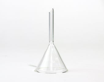 Labor Glas Trichter