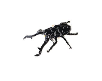 Giraffe Stag Beetle Enamel Pin (Prosopocoilus giraffa)