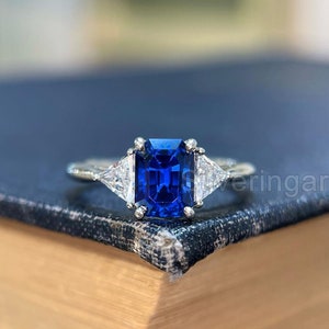 Emerald Cut Blue Sapphire & Triangle Diamond Engagement Ring, Womens Gold Ring, Natural Diamond Sapphire Ring, Stacking Ring, Statement Ring