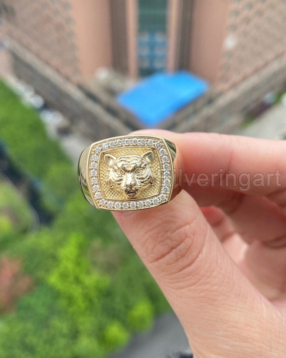 Gold diamond gents ring new arrivals