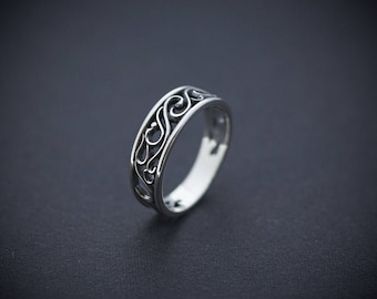 925 Sterling silver ring, Simple ring, Statement ring, Silver jewelry, Silver ring, Birthstone jewelry, Gift for her, Handmade ring for her