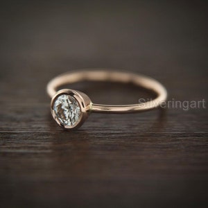 Natural Diamond Anniversary Ring, Rose Gold Diamond Jewelry, Solitaire Diamond Ring, Statement Wedding Ring, Stackable Ring, Tiny Minimalist