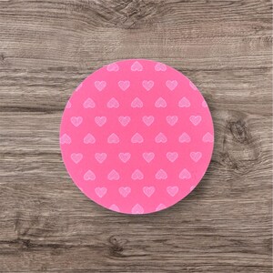Valentine’s Day | Pink heart print badge face
