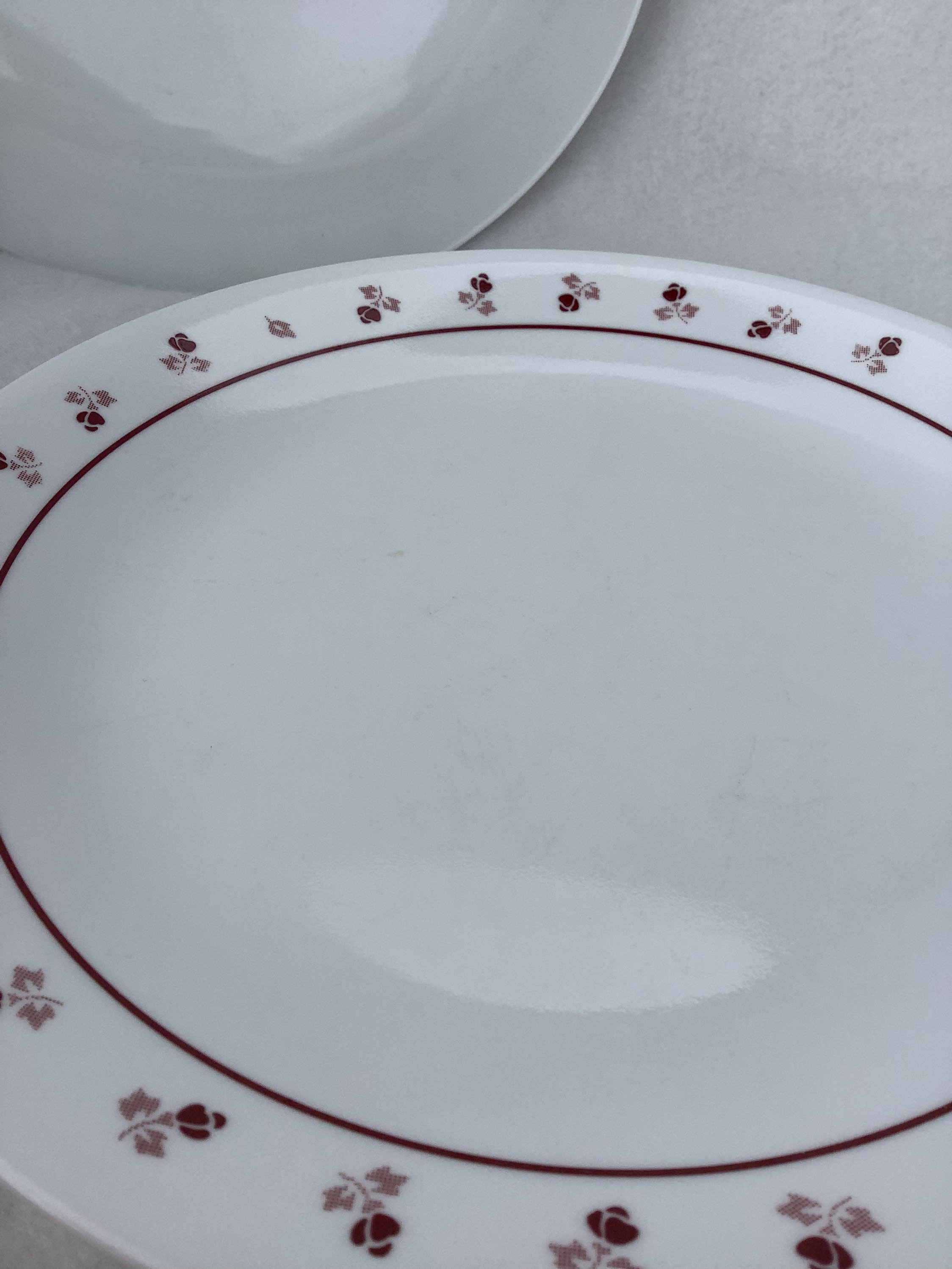 Vintage Corelle Dinner Plates Set of 2 Burgundy Pattern Etsy