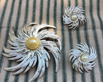 Vintage Silver Brooch with Faux Pearl & Matching Clip on Earrings Sarah Conventry