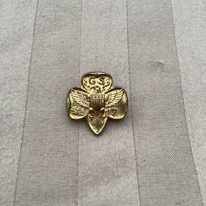 Girl Scouts Pin 1960s