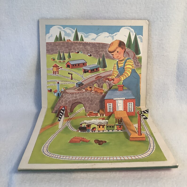 Om Books International Pop-up Train main image 0