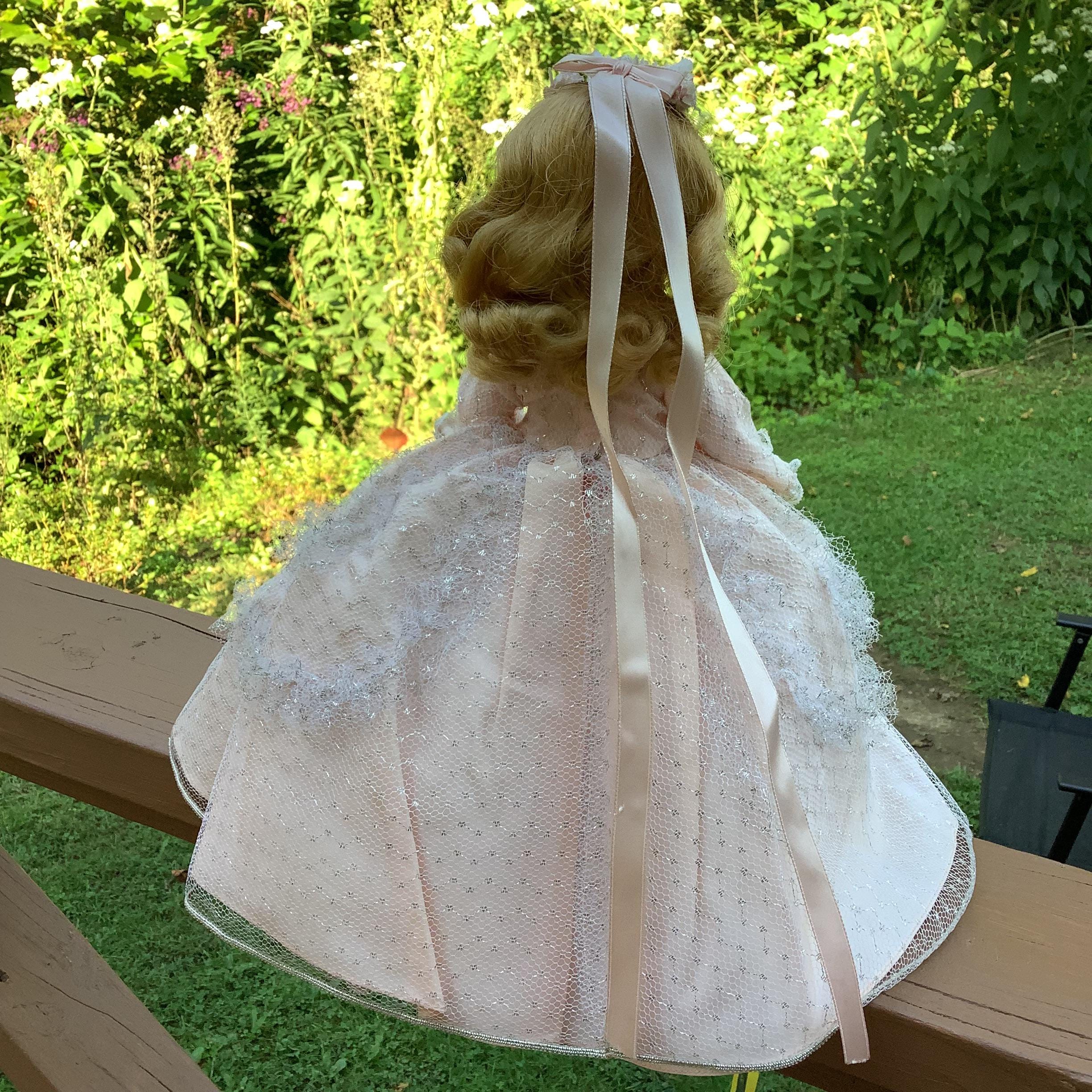 1968年 マダム・アレクサンダー シンデレラ人形 - Etsy 日本