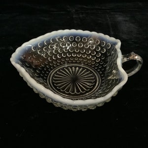 Piatto vintage in vetro Moonstone, a forma di cuore con manico