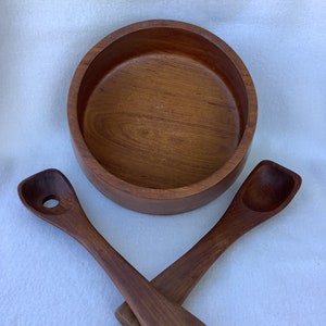 Wooden Serving Salad Bowl With Servers