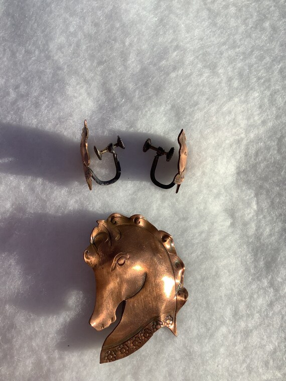 Vintage Signed Copper Pin and Earrings, Horse, Eq… - image 4