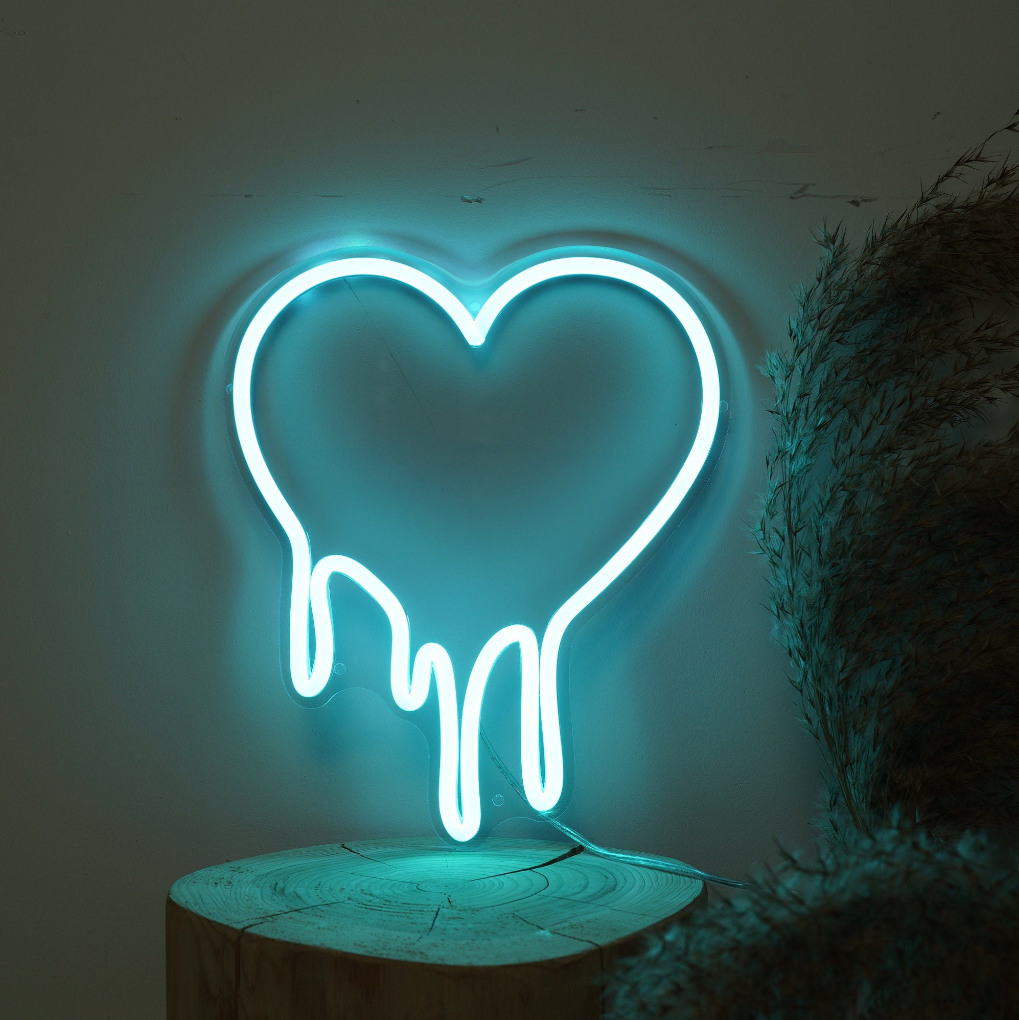 Melting Heart - Neon Sign - Neon Mama