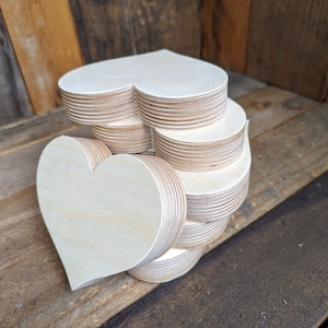4&quot; tall Wood Heart Plaques, BALTIC BIRCH - Wooden Heart, Blank Heart, Unfinished Wooden Heart, Table Decorations
