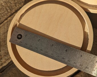 6" Wood Circle base with 3/8in groove, BALTIC Birch Wooden base for glass dome.  3/8 deep groove.  Groove 5.5in OD, 4.75 ID.