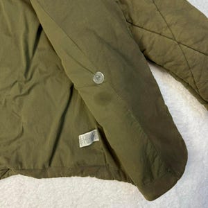Chaqueta acolchada Free People color verde militar color tostado • Talla M imagen 4