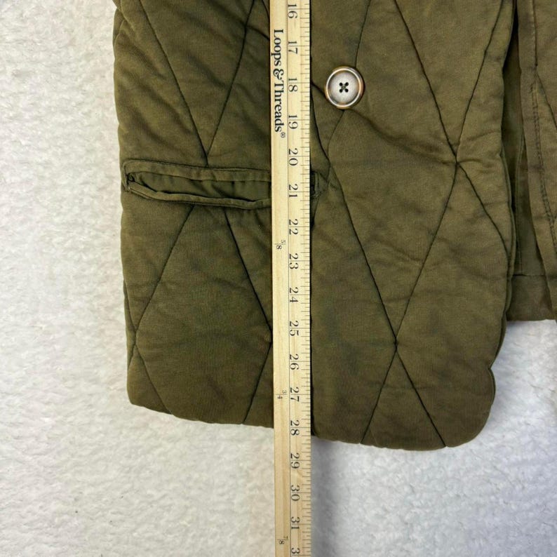 Chaqueta acolchada Free People color verde militar color tostado • Talla M imagen 7