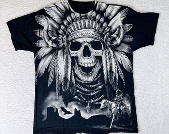 Vintage Y2K Skull Headdress Native American Western Large Print T Shirt • L