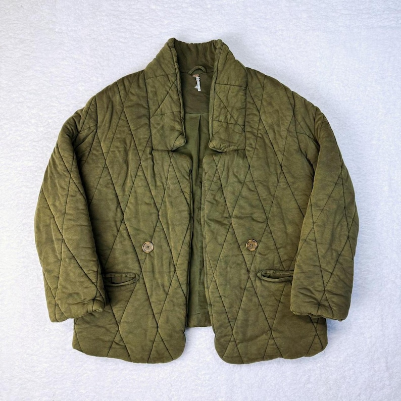 Chaqueta acolchada Free People color verde militar color tostado • Talla M imagen 1