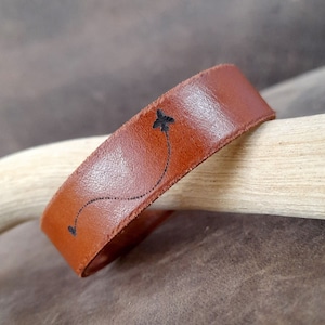 Personalizowana Bransoletka Podróżnika, Bransoletka Samolotowa, Bransoletka Minimalistyczna, Tajna Wiadomość, Prezent dla Podróżnika, Biżuteria Skórzana Unisex, Regulowana