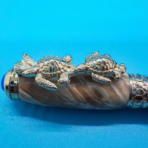 Sea Turtle Pen in Boxelder Burl Wood with 24ct Gold Plated Accents – Unique Handmade Writing Gift