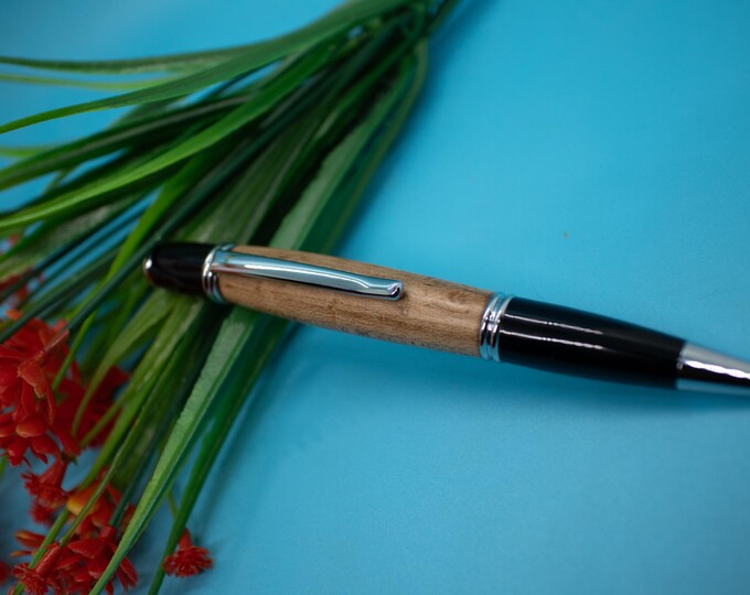 Birdseye Maple Wood Pen Gatsby Style – Hand-Turned Luxury Writing Gift for Professionals & Collectors