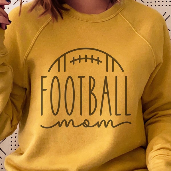 Football Mom Svg, Png Dxf Eps Ai, Football Mom Shirt Png, Design for Tumbler, Sweatshirt, Visor, Cricut, Silhouette, Sublimation, Digital