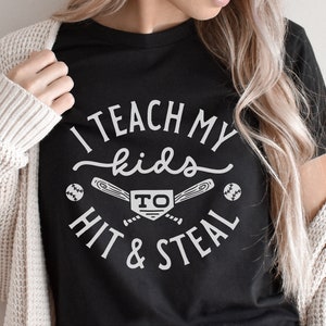 Hit and Steal Svg, Magliette da baseball divertenti Svg Png, Eps Dxf Ai, Segno di baseball divertente, File tagliati da baseball, Cricut, Silhouette, Magliette da gioco