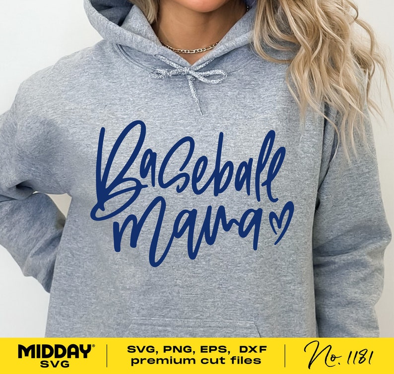 Peut inclure: Sweat-shirt &agrave; capuche gris avec le texte "Baseball mama" en lettres cursives bleues avec un petit c&oelig;ur.
