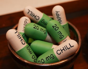 Clicky Pill Capsule Fidget Toy: 3D Printed Stress Relief - Happy or Chill