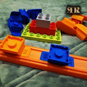 5x Hot Wheels and LEGO DUPLO compatible Connector