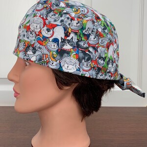 Unisex or Men’s Scrub Hat-Gray cats on tie-dye background fabric-USA Made-Scrub Caps-Surgical Cap-Nurse-Vet-Chemo-Dental- Baking
