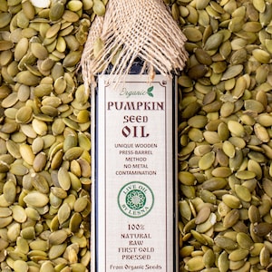 Certified Organic Pumpkin Seed Oil: Raw, Cold-Pressed, Wooden Barrel bild 1