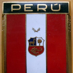 Abzeichen Peru peruanischen Südamerika Auto NOS 1950er Jahre original aus Emaille von Drago für Automobil Kühler Grill