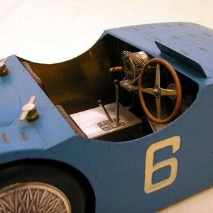 Bugatti tank type t32 automobile 1/13.5 scale limited hand made model image 3