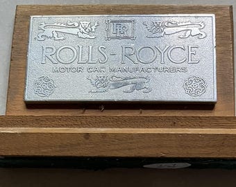 Badge Rolls-Royce Motor Car Manufacturers RR automobile plaque