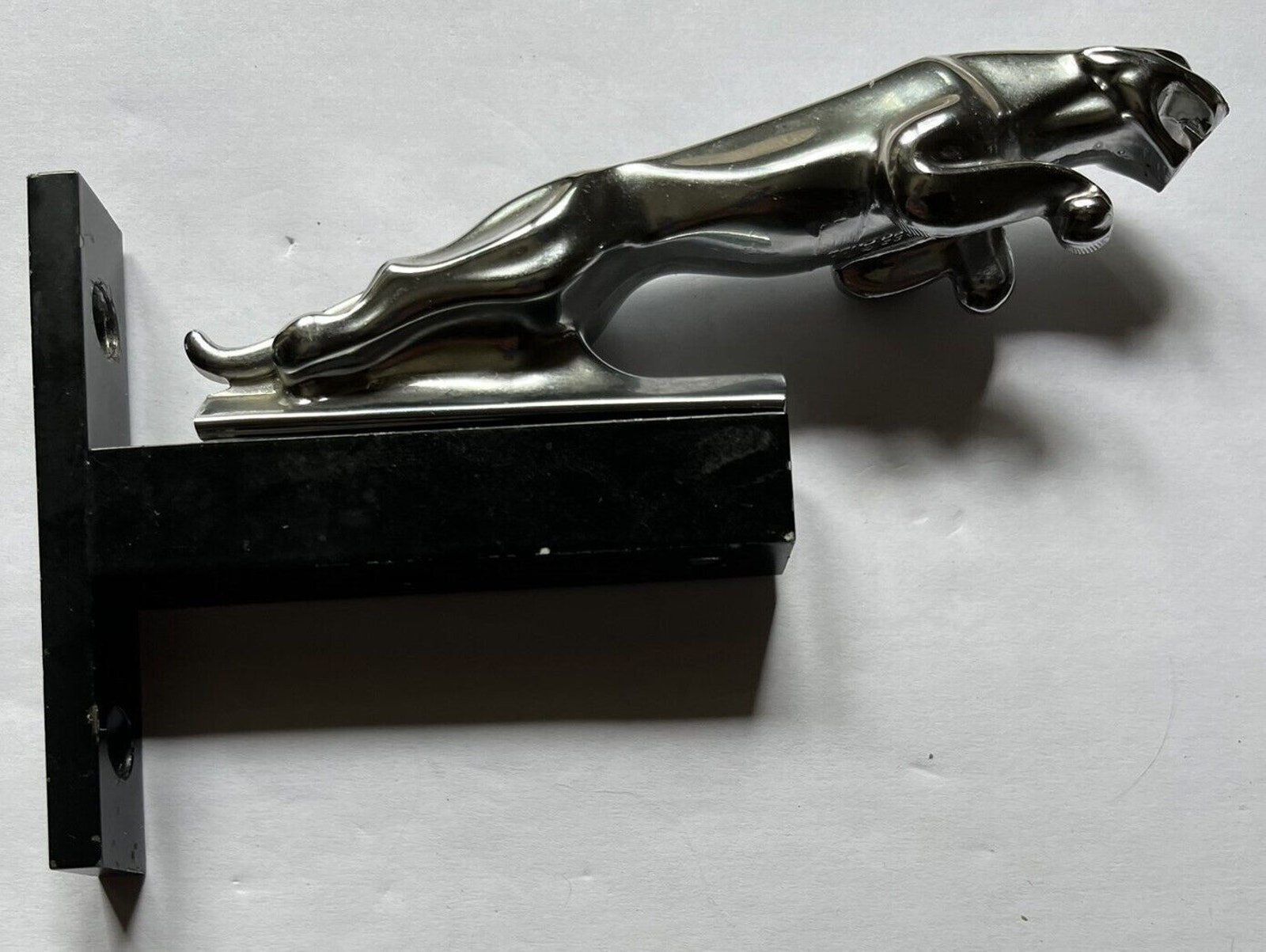 Mascot Jaguar Leaping Cat Hood Ornament 7242653 WBB 19701994 Auto Car