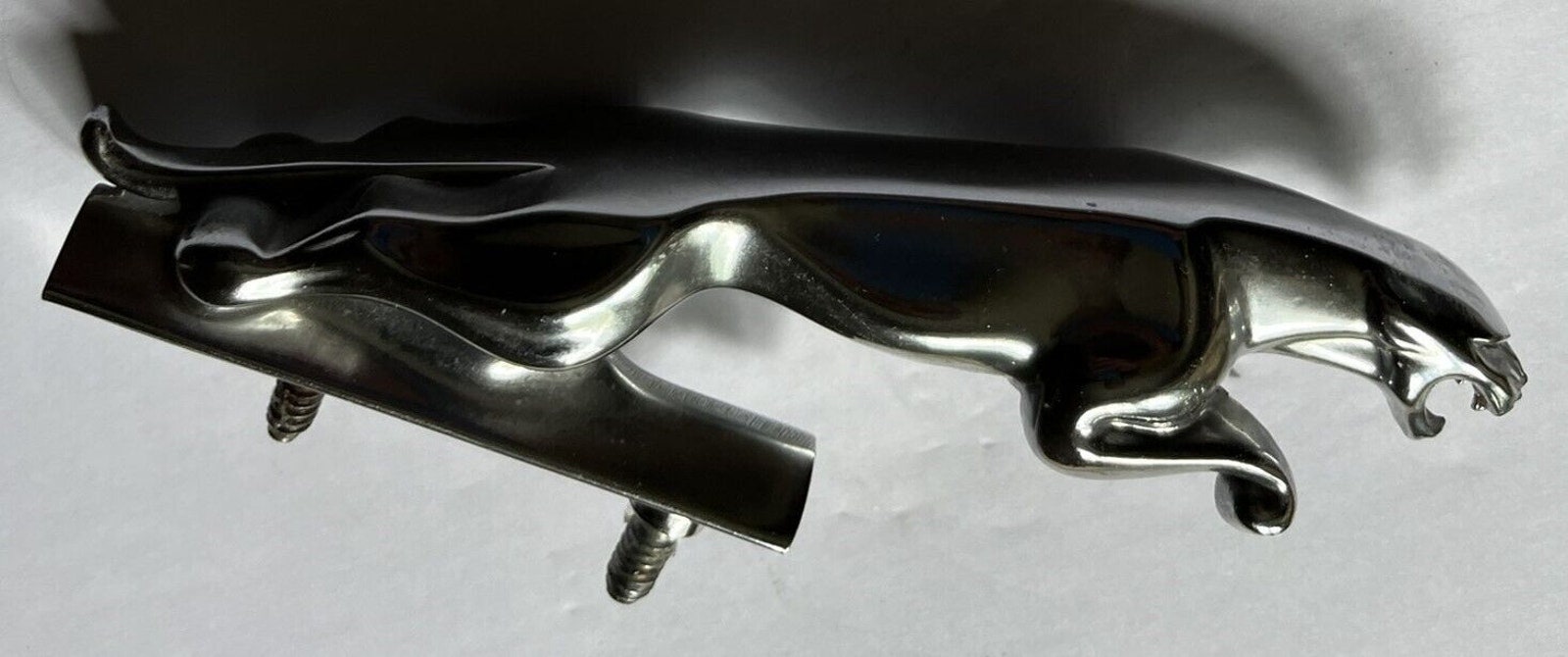 Mascot Jaguar Leaping Cat Hood Ornament 7242653 WBB 19701994 Auto Car