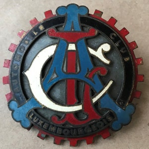 Badge automobile auto car club France French TCF Touring Club de France A  Original, enamel, diameter: 3 (75 mm), 2 mounting holes