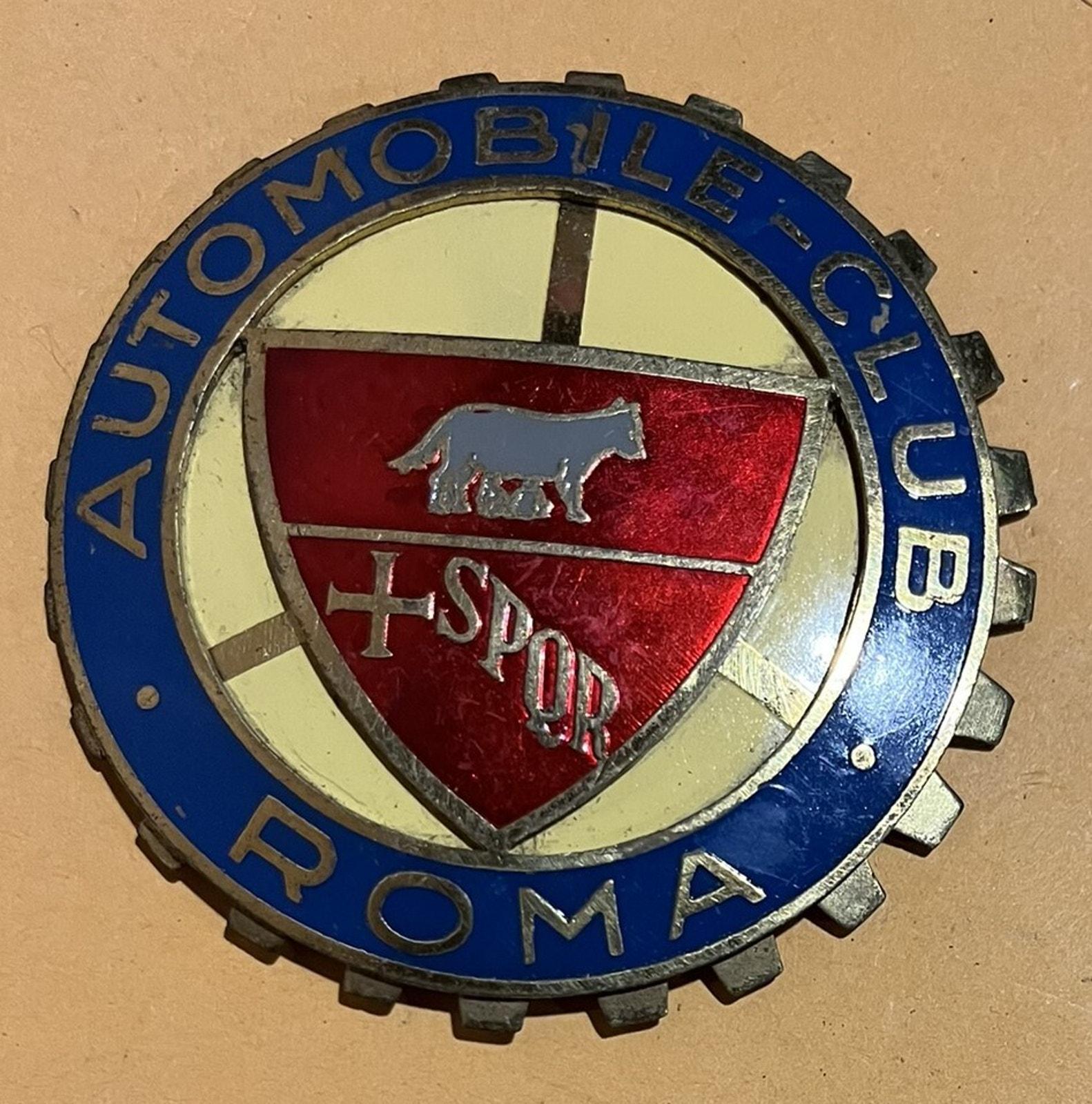 Vieille épingle émaillée Automobile Club Bologna – Pin's Vintage Italie