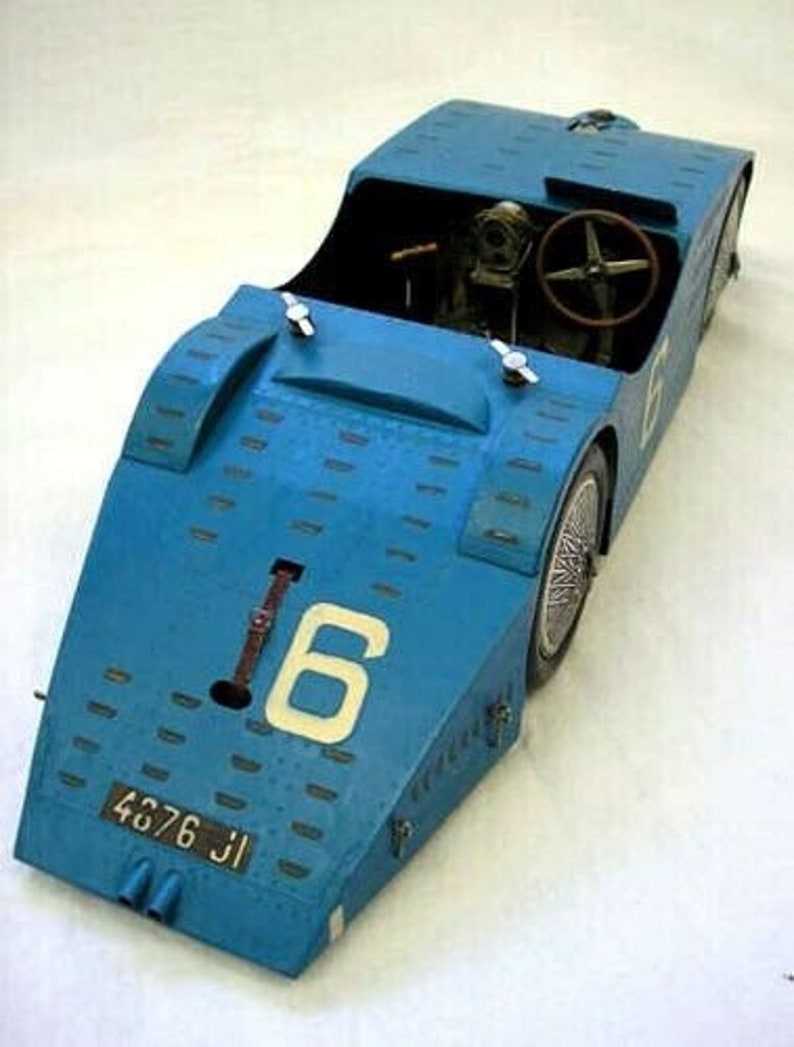 Bugatti tank type t32 automobile 1/13.5 scale limited hand made model image 9