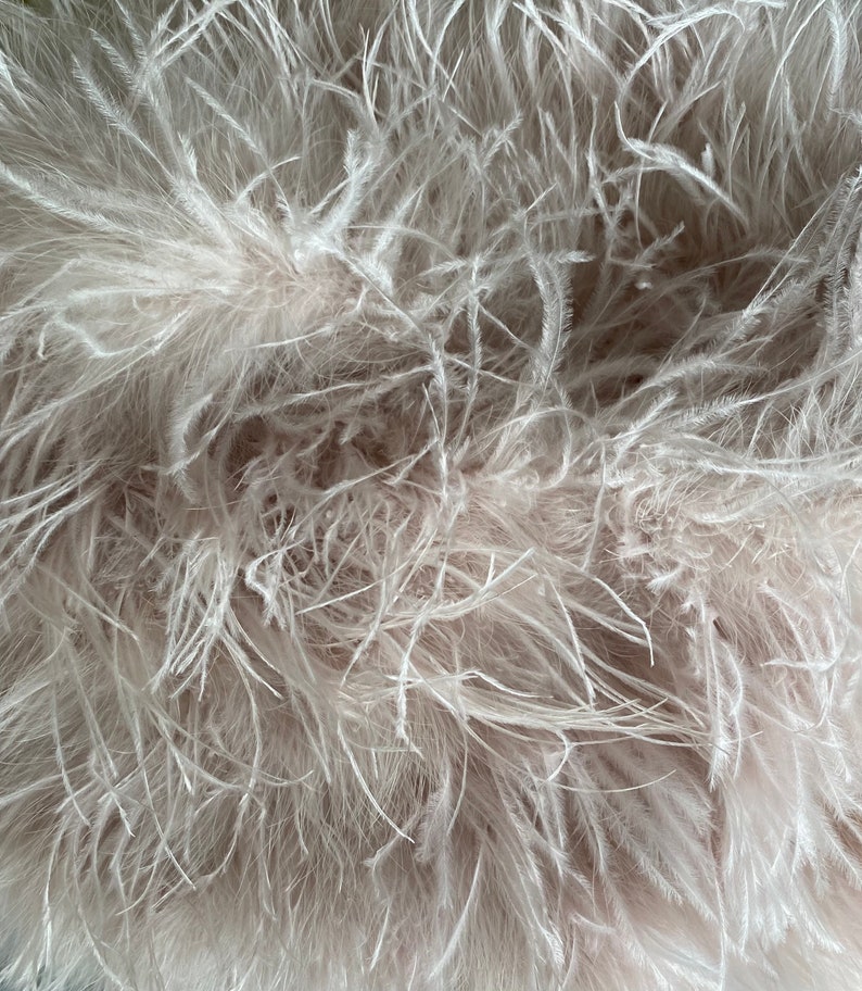 Chaqueta nupcial de plumas de avestruz imagen 3