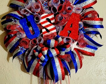 USA Wreath, 4th of July, Memorial Day, Labor Day, Patriot Day, Veterans Day, Red, Blue, White, Stars and Stripes, Flag.