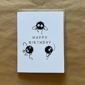 Carte inspirée des lutins de suie - carte de joyeux anniversaire - inspirée du Studio Ghibli