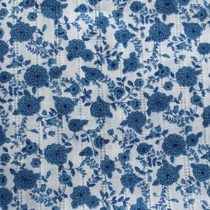 Open Weave Vintage Floral Fabric, Leno Weave, Dimity, Sold by the half yard